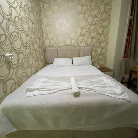 Yildiz Hotel Истанбул Екстериор снимка
