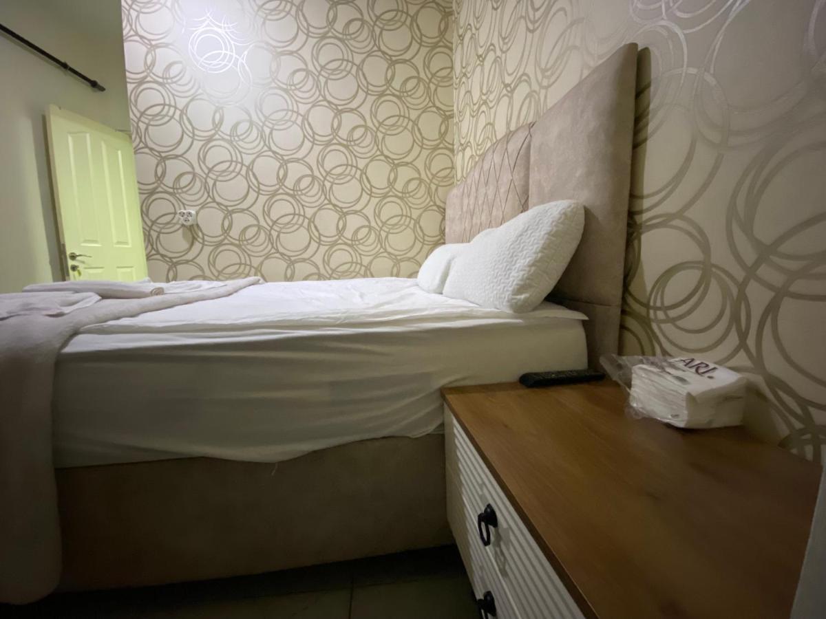 Yildiz Hotel Истанбул Екстериор снимка