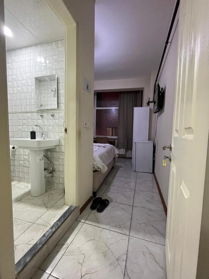 Yildiz Hotel Истанбул Екстериор снимка